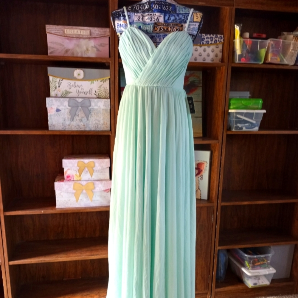 LULU'S MINT BLUE STRAPLESS PROM DRESS SIZE MEDIUM